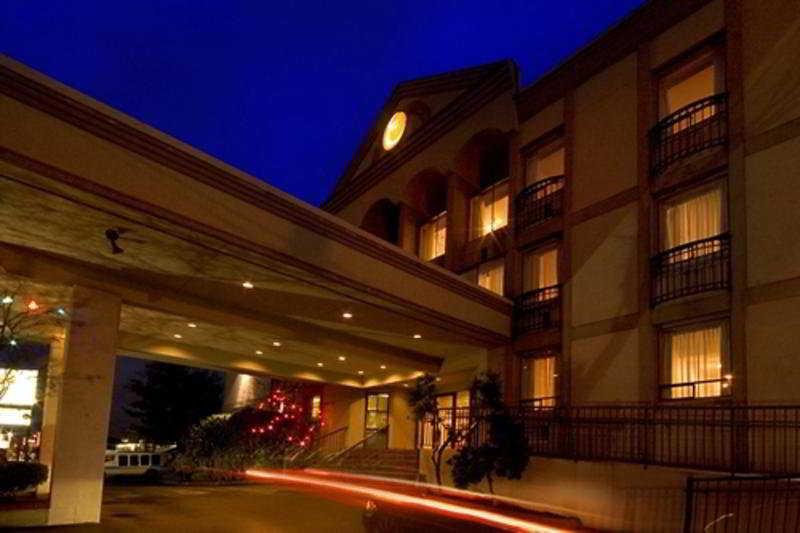 Executive Inn Express Vancouver Airport リッチモンド エクステリア 写真